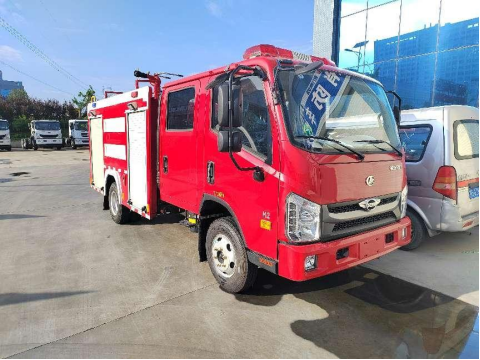 福田2.5噸水罐消防車(chē)
