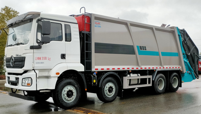 前四后八30立方壓縮垃圾車(chē)
