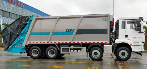 前四后八30立方壓縮垃圾車(chē)